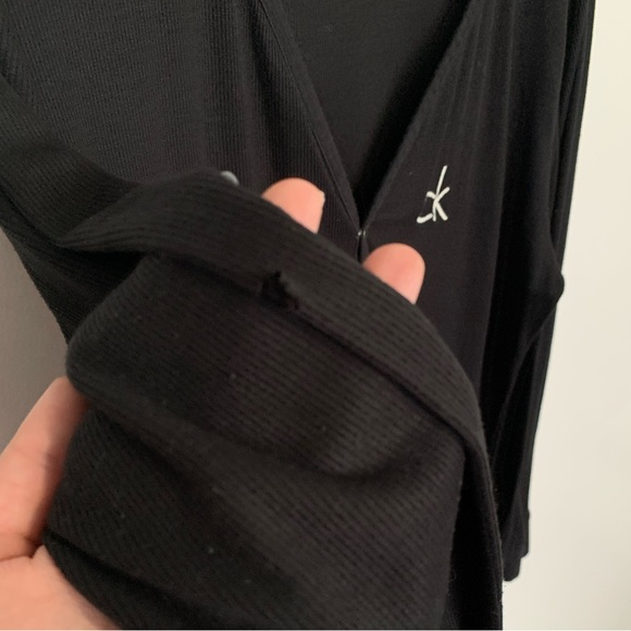 Woman’s Calvin Klein Top - Picture 4 of 5